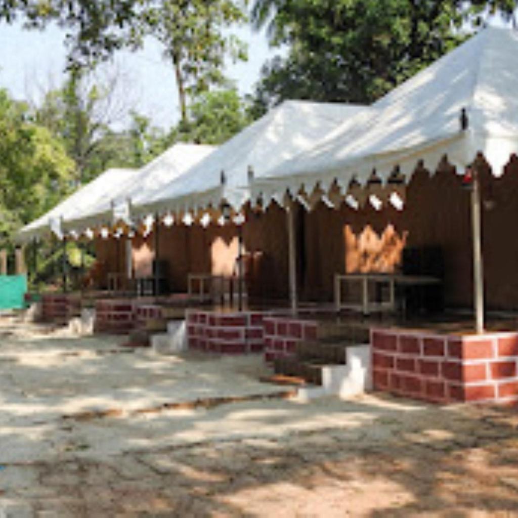 THE TENT RESORT MALVAN TARKARLI